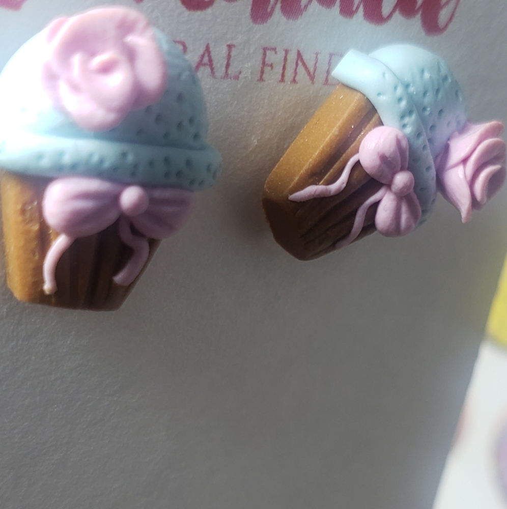 cupcake earring studs, handmade